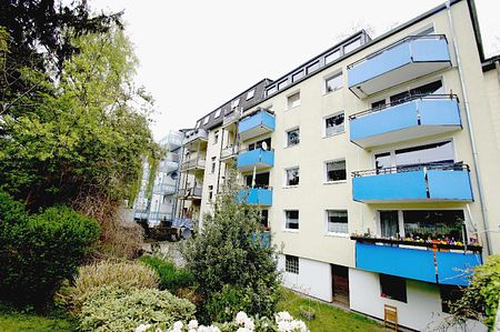 Essen-Steele: Dachgeschosswohnung mit 3 Zimmern, Duschbad und Gemeinschaftsgarten - Foto 2