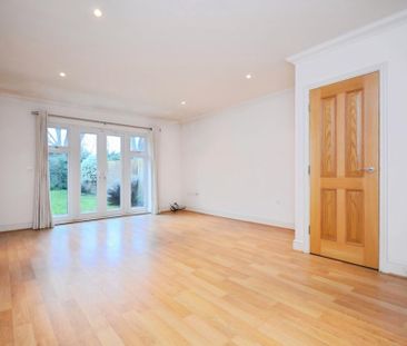 3 bedroom terraced house to rent - Photo 1