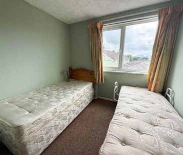 77 O'Neill Avenue, Newry, BT34 2DY - Photo 4