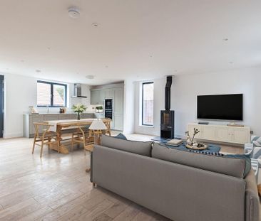 3 bedroom semi-detached house to rent - Photo 5