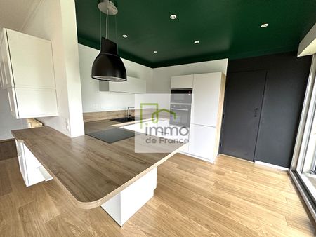 Location Appartement 3 pièces 110m² - Photo 4