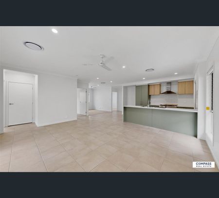 41 Grandtown Drive, Morayfield, Qld 4506 - Photo 2