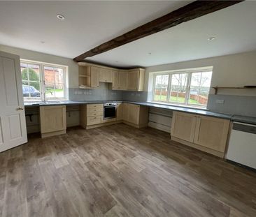 Two bedroom barn conversion on quiet country lane, situated in the ... - Photo 5