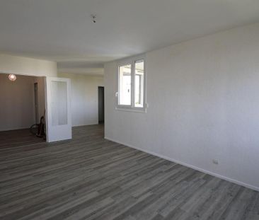 Quartier Plateau St Jean, au 5éme étage avec ascenseur, appartement... - Photo 3