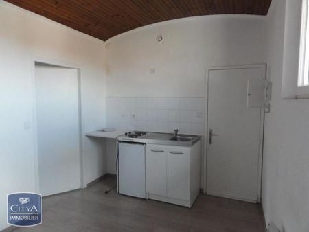 Location Appartement 2 pièces 26m² POITIERS 86000 - Photo 2