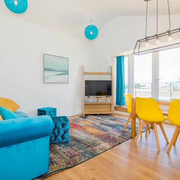 2 bedroom flat to rent - Photo 1