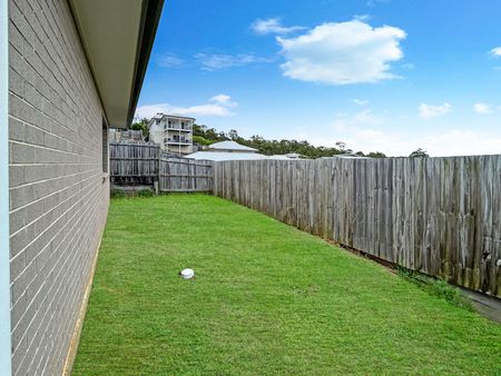 9 Kearney Street, 4300, Augustine Heights Qld - Photo 2