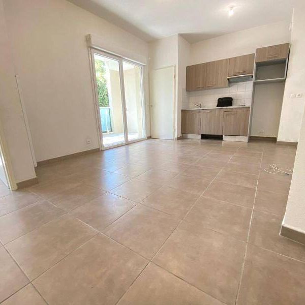 Location appartement récent 2 pièces 38.37 m² à Montpellier (34000) - Photo 1