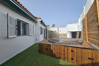 Mogán, Canary Islands 35138