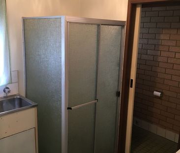 QUIET 2 BEDROOM UNIT - Photo 5