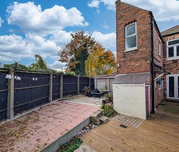 2 bedroom end of terrace house to rent - Photo 3