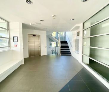 Modern 3-Bedroom Apartment ,BellaVista - Photo 1