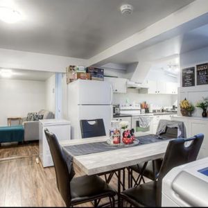 3 1/2 à Louer Dans Un Quartier Tranquill - Photo 2