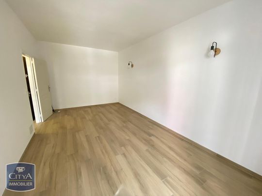 Location Appartement 1 pièce 41m² ST DENIS 97400 - Photo 1