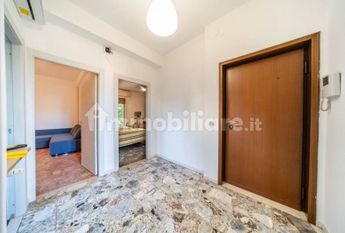 Quadrilocale via La Spezia 33, Ospedale - Volturno, Parma