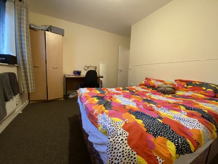 Gold Street, Adamsdown - Photo 4