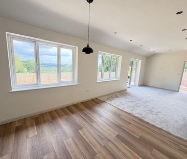 3 bedroom bungalow to rent - Photo 1