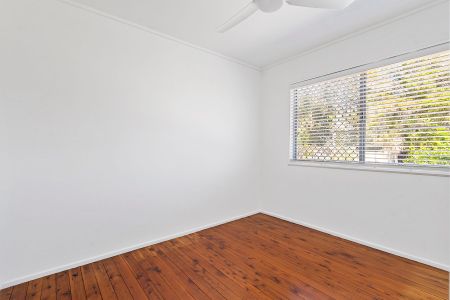 54 Alice Street, 4114, Kingston Qld - Photo 4