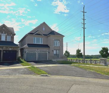 For Lease - 40 Thatcher Crescent, East Gwillimbury, Ontario - Photo 5