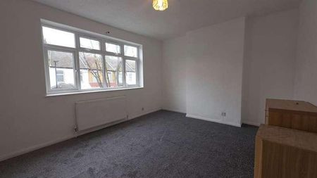 Abbots Road, London, E6 - Photo 5