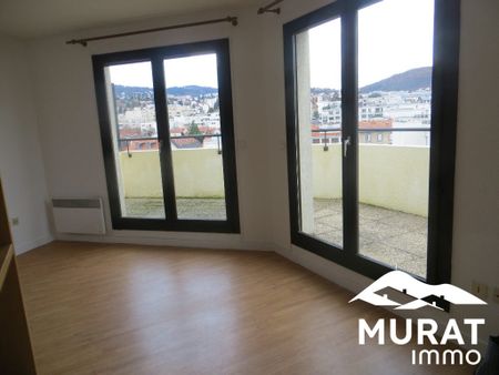 Location Appartement 1 pièce 29m² CHAMALIERES 63400 - Photo 2