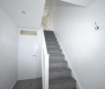 Hillcrest Drive, Queensbury, Bradford, BD13 - Photo 1