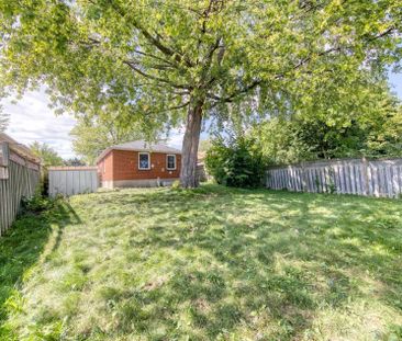 For Lease - 69 Barrymore Road Unit# Main, Toronto, Ontario - Photo 2