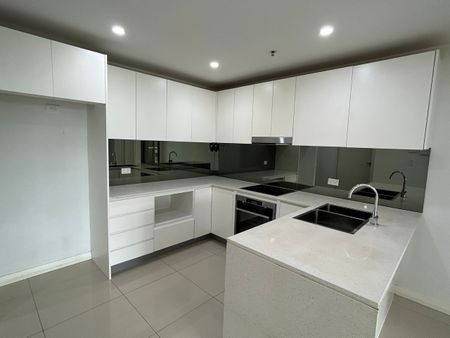 307/12 East Street Granville - Photo 3