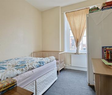 3 bedroom Flat to rent in Beaconsfield Street, Arthurs Hill, Newcas... - Photo 3