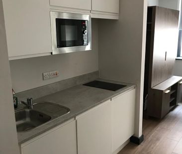 Studio Apartment - Studio To Rent - Photo 3