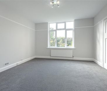 5 bedroom detached house to rent - Photo 4