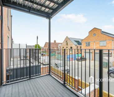 1 bedroom flat to rent - Photo 2