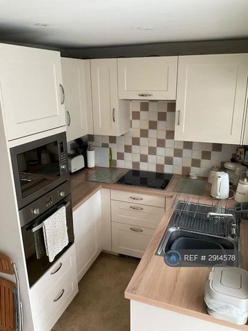 2 bedroom terraced house to rent - Photo 5