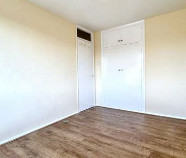 2 bedroom property to rent - Photo 1