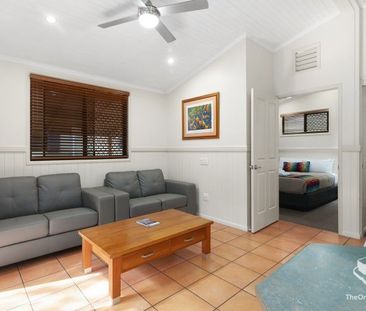 Gold Coast Short Term Rental Accommodation, Lorikeet Lodge, Min 4 w... - Photo 1