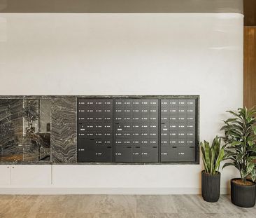 2800 Thimens, Montréal, QC - Photo 2