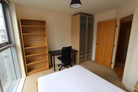 2 bedroom apartment to rent - Photo 5