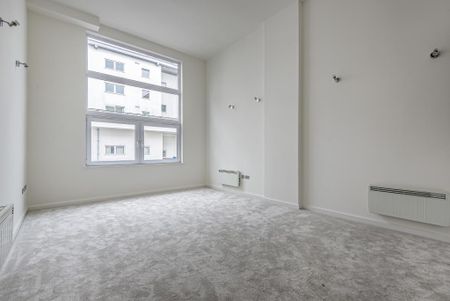 2 bedroom flat to rent - Photo 4