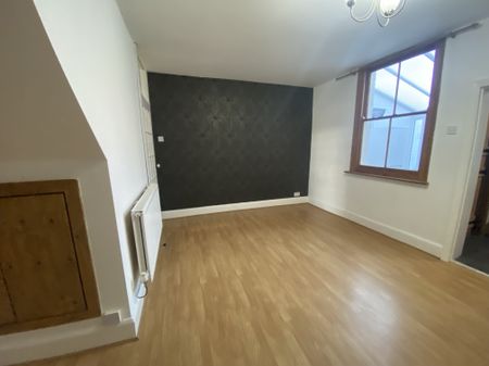 Greenway Road, Taunton - Photo 4