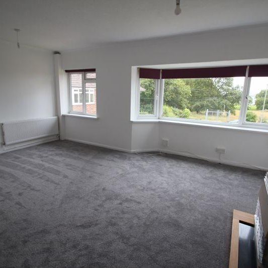 2 bedroom property to rent - Photo 1