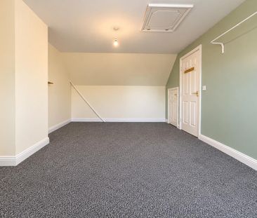 3 bedroom terraced house to rent - Photo 5