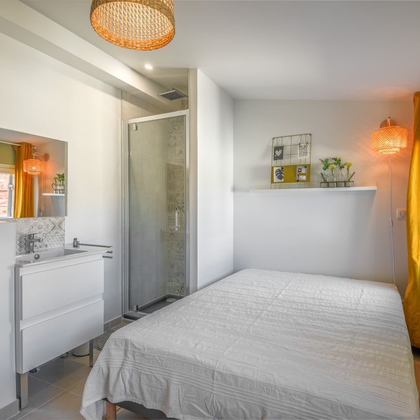 VEYSSIERE Roommate 4 Bedrooms at Bordeaux - Photo 1