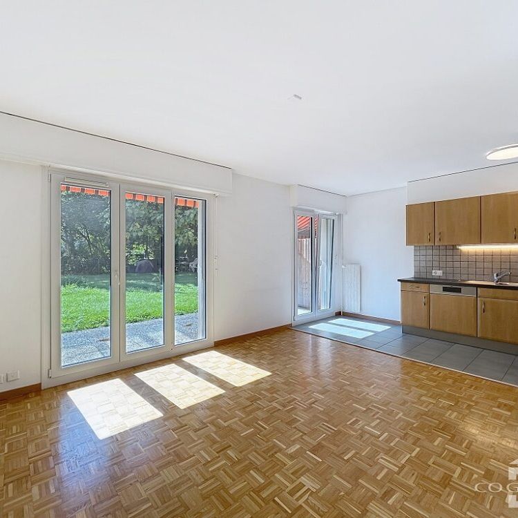 Proche du centre ville appartement de 3 pièces au rez-de-chaussée - Photo 1