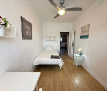 Calle de Nuestra Señora del Perpetuo Socorro, Madrid, Community of ... - Photo 6