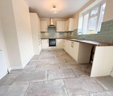 Embleton Road, South Oxhey, WD19 - Photo 6