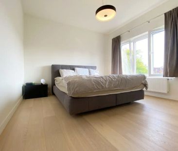 ENERGIEZUINIG GERENOVEERD APP. INCLUSIEF GARAGEBOX EN KELDER NABIJ ... - Photo 3