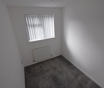 Madeira Croft, Chapelfields, Coventry - Photo 3