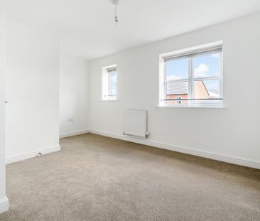 3 bedroom semi-detached house to rent - Photo 4