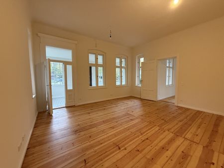 „Erstbezug nach Sanierung“- Wohnen im historischen EFH in Johannisthal ***2 Bäder***großer Garten*** - Photo 2