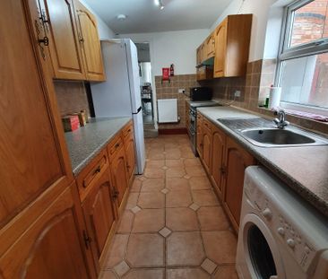 35 TEIGNMOUTH ROAD - Photo 1